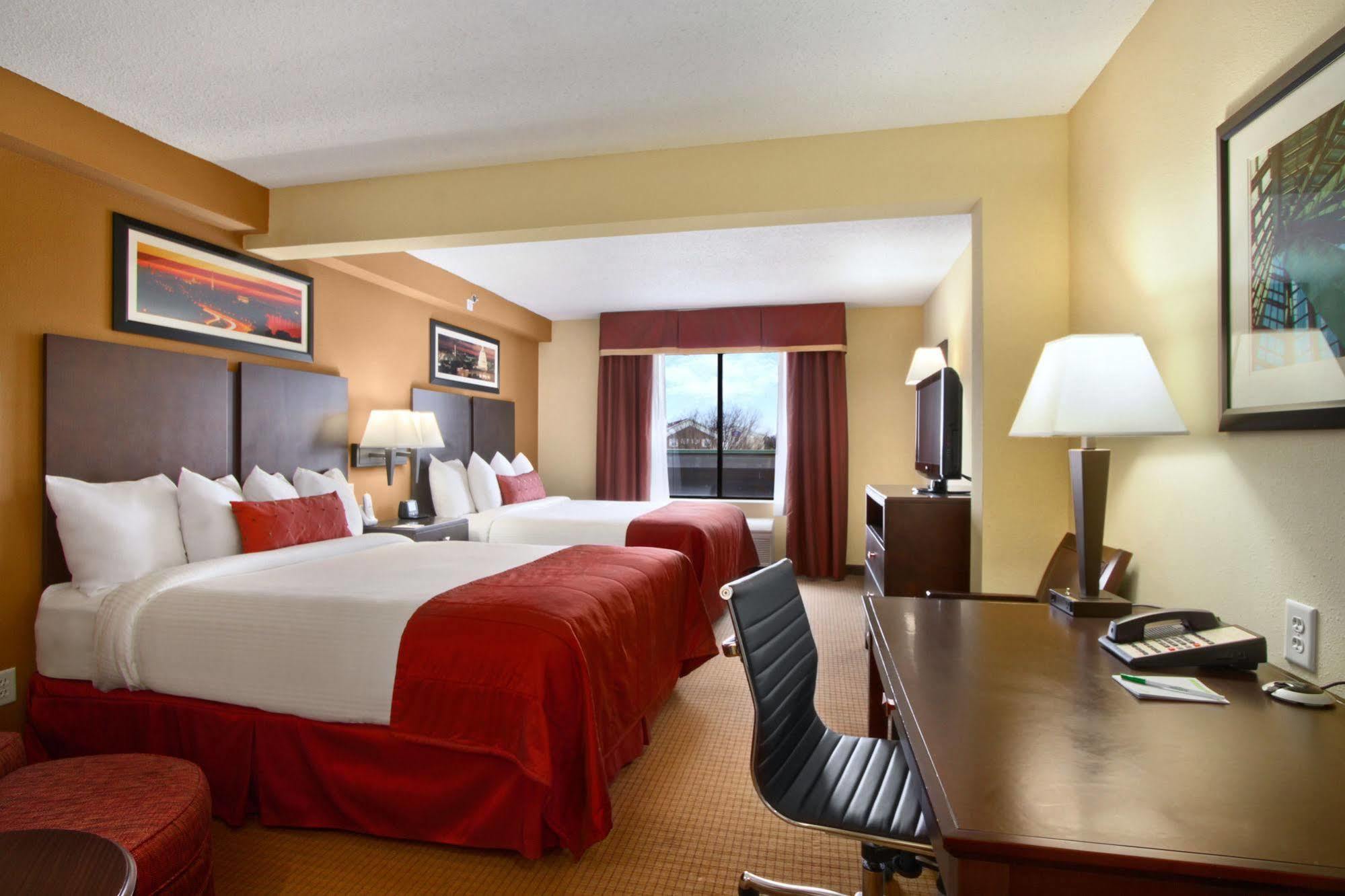 Wingate By Wyndham - Dulles International Hotel Chantilly Exterior foto
