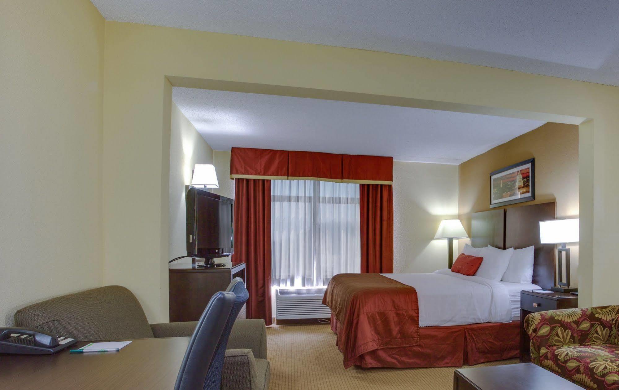 Wingate By Wyndham - Dulles International Hotel Chantilly Exterior foto